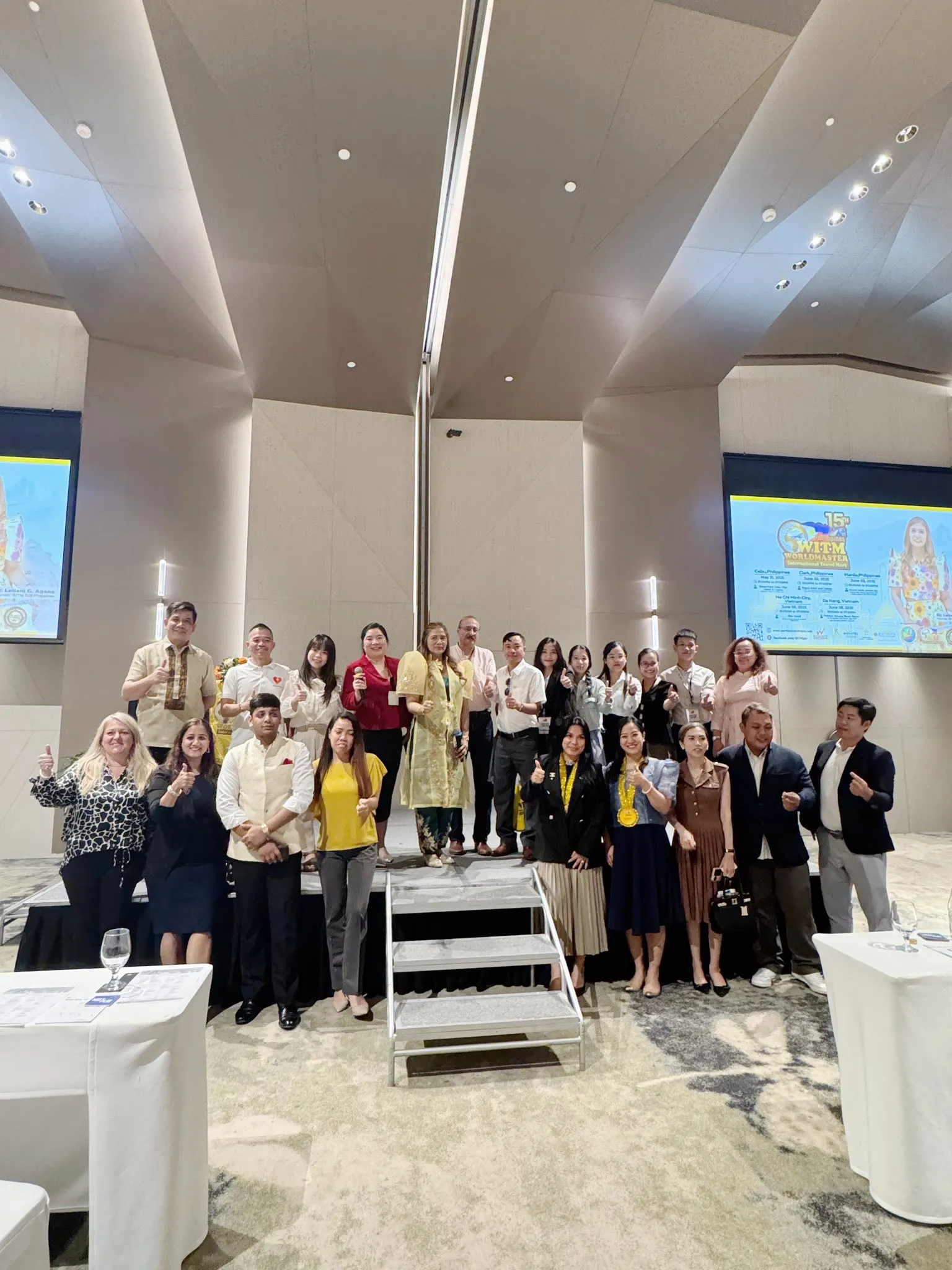 Da Nang Golden Bridge